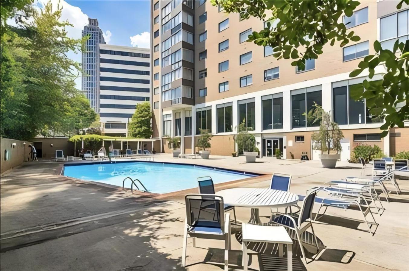 Vila Atl Downtown 2Br King Bed Free Parking Lm1908 Atlanta Exteriér fotografie
